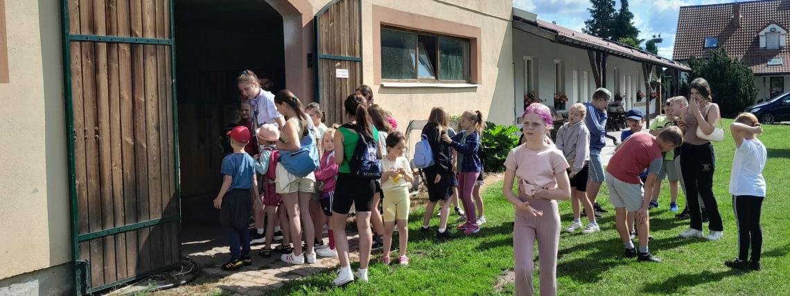 wycieczka do Gospodarstwo Agroturystyczne „U ZIUTY” w Białogórzyni